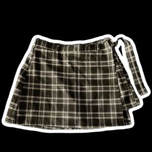 y2k plaid skort sz medium